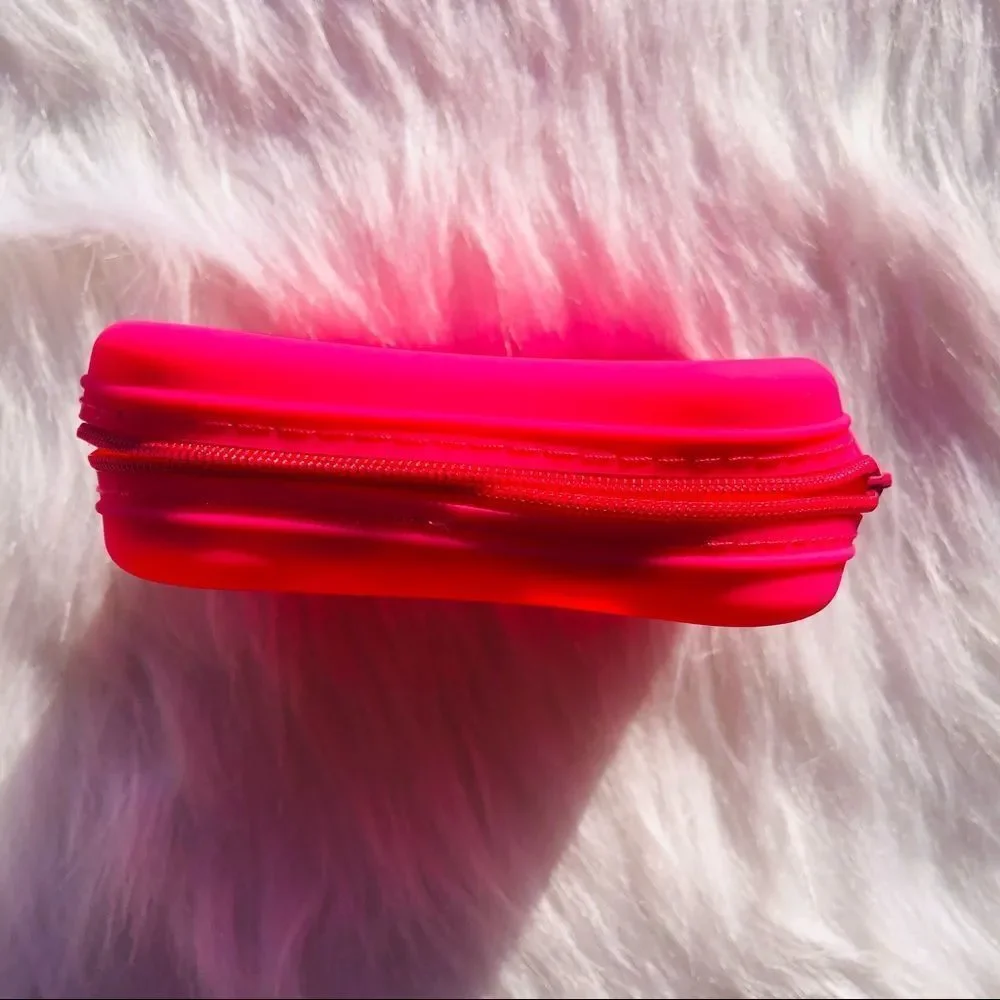 Brand New Pink Tik Tok Coin Purse Mini Purse‎